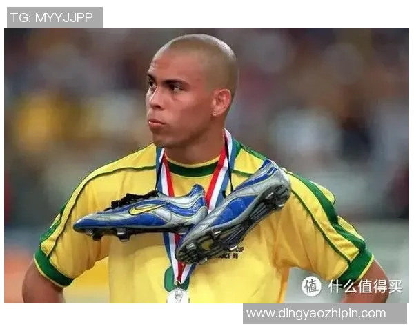 我心目中最喜欢的足球明星是谁他带给我的感动与启发 我心目中最喜欢的足球明星是谁他带给我的感动与启发