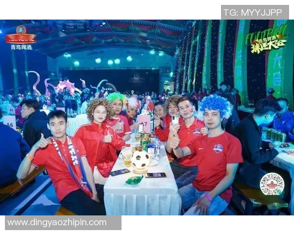 足球明星齐聚一堂共舞热情舞蹈视频引发粉丝热议与狂欢